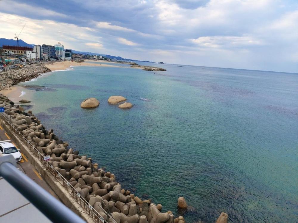 Sokcho Accommodation Bada Bom Экстерьер фото